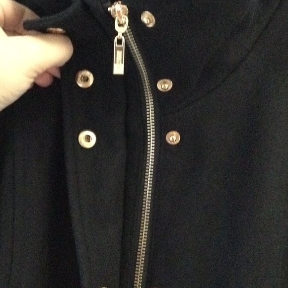 Guess Los Angeles Large Black Pea Coat w Belt - Picture 9 of 12